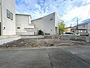 穏やかな空の下、あなたの未来が広がる場所。