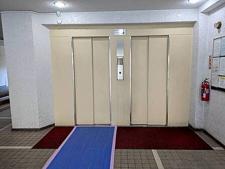 エレベーター2基