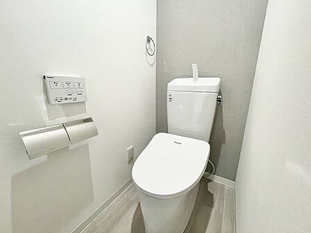 清潔好きには欠かせないウォシュレット機能付き。 