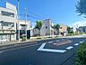 外観：前面道路含む現地写真 