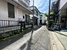 外観：前面道路含む現地写真 
