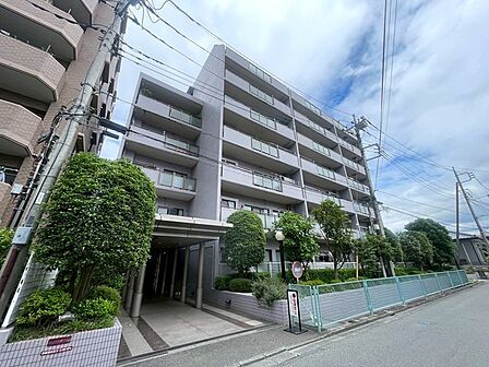 こちらのマンションは、全46戸のコミュニティです。