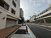 穏やかな空気が流れる、落ち着いた街並みが日々の暮らしに安らぎを与えてくれます。
