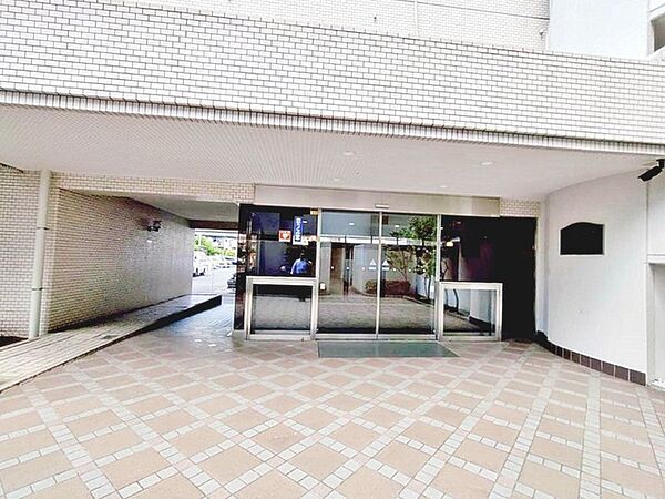 エントランスを拡大表示