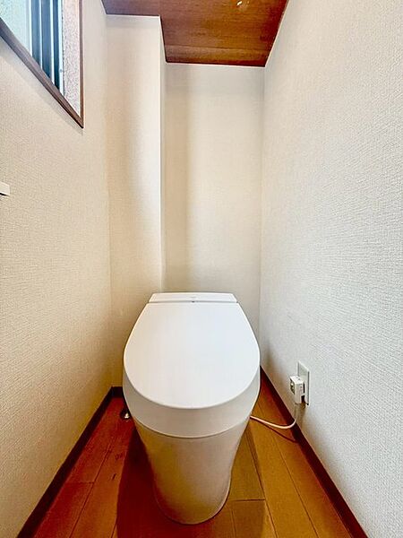 トイレを拡大表示