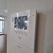 ＴＶモニター付インターホンでセキュリティ面にも配慮。 