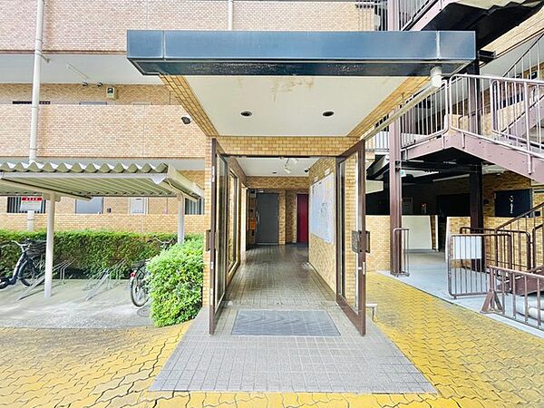 エントランスを拡大表示