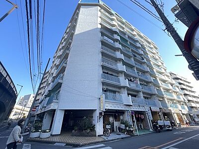 外観：西川口駅まで徒歩3分。利便性の良い立地です。