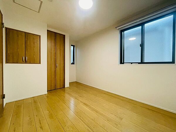 寝室を拡大表示