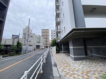 前面道路含む現地写真 