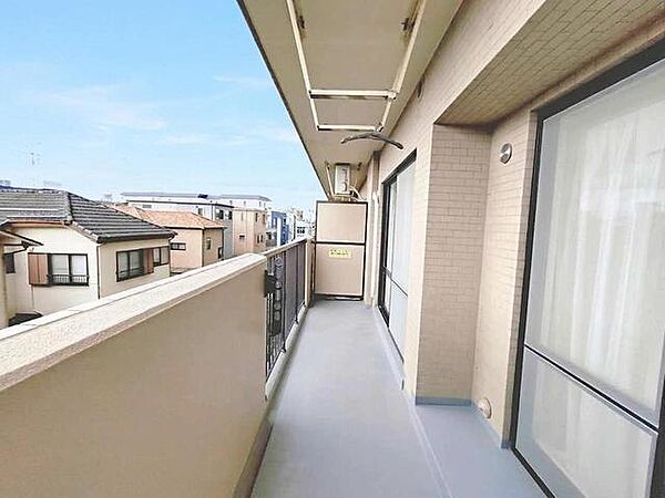 バルコニーを拡大表示