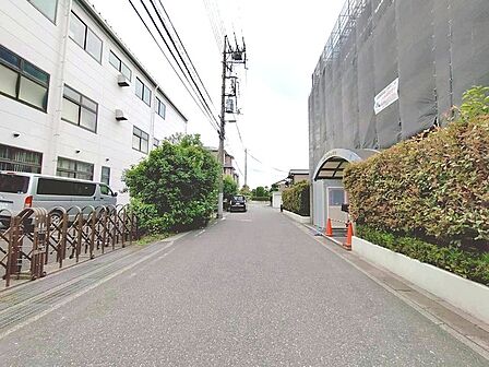 前面道路含む現地写真 