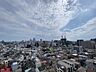 その他：空の広がりと都市の営みを一望でき、心地よい開放感に包まれる日常がここにあります。