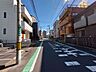 外観：前面道路含む現地写真 