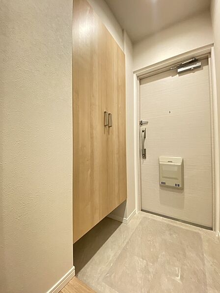 すっきりと整えられた空間が心地よい、穏やかな時間を迎えてくれる佇まい