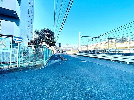 前面道路含む現地写真 