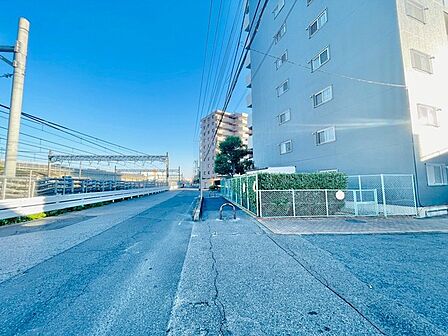 前面道路含む現地写真 