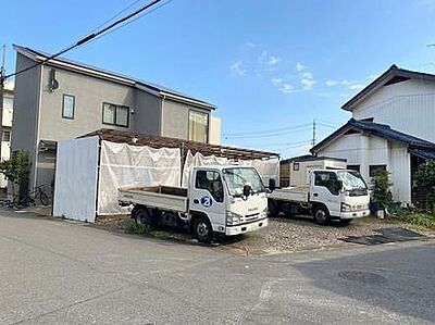 外観：JR京浜東北・武蔵野線「南浦和」駅東口徒歩1分、提携駐車場もあります。エステート白馬南浦和店までお気軽にお問い合わせください。 