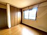 室内：リフォーム前の画像になります。