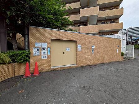 ゴミ置き場
