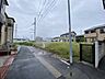外観：前面道路含む外観