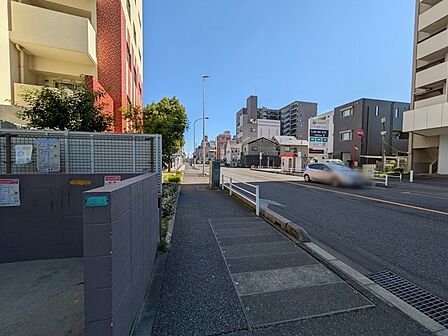 前面道路含む現地写真