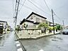 外観：前面道路含む現地写真 