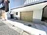 駐車場：雨風から大切な愛車を守るビルトインガレージ。 