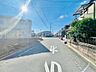 その他：前面道路含む外観