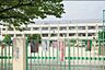 周辺：世田谷区立旭小学校（407m）