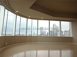 JR山手線 代々木駅 徒歩4分の賃貸マンション 11階2LDKのリビング/ダイニング