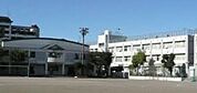 世田谷区立用賀中学校（531m）