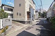 前面道路含む外観