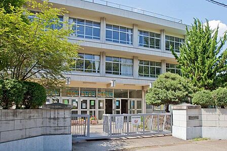 所沢市立美原中学校 徒歩28分 2180m