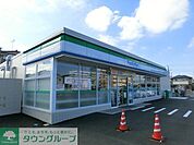 ファミリーマート 180m