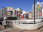 松戸駅 1440m