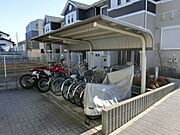 屋根付き駐輪場