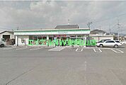 ファミリーマート岡山兼基店 824m