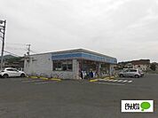 コンビニ「ローソン足利八椚町店まで1194m」