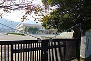 小学校「桐生市立広沢小学校まで735m」