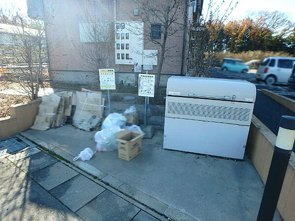 detached 栃木県下都賀郡野木町大字友沼
友沼の賃貸情報を見る
物件地図