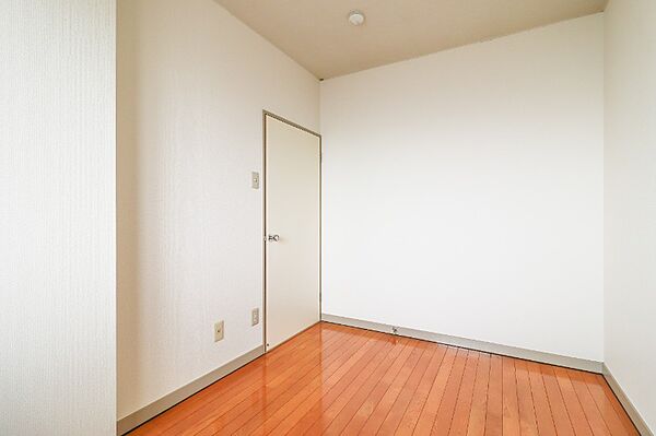 apartment 茨城県結城市みどり町1丁目
地図を見る