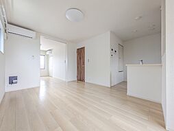 ムゲット 2階1LDKのリビング/ダイニング