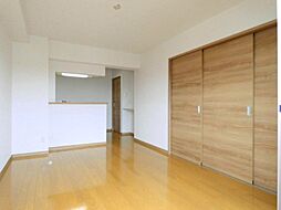 ルミエール 2階1LDKのリビング/ダイニング