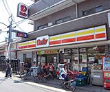 デイリーヤマザキ伏見稲荷大社前店まで540m