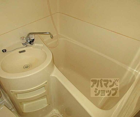 浴室
