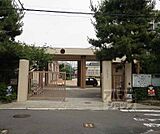 鏡山小学校まで312m