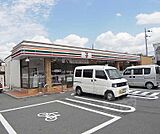 セブンイレブン向日寺戸店まで300m