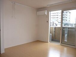 フローリッシュ 1階1LDKのリビング/ダイニング