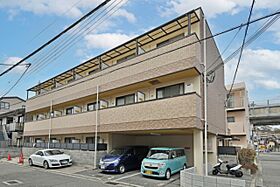 ジュネス甲東参番館  ｜ 兵庫県西宮市松籟荘2-32（賃貸マンション1K・2階・24.74㎡） その1